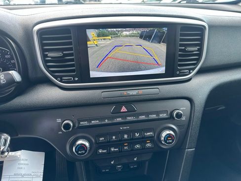 Used 2020 Kia Sportage LX w/ LX Popular Package AWD/4WD image 23