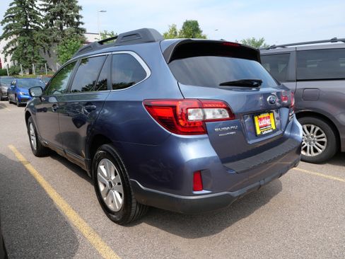 Used 2015 Subaru Outback 2.5i Premium AWD/4WD image 6