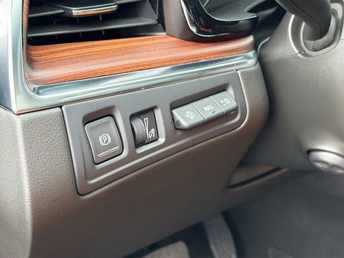 New 2025 Cadillac XT5 Premium Luxury w/ Technology Package image 10