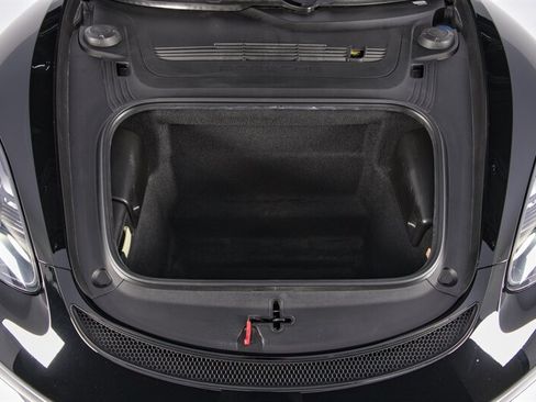 Used 2021 Porsche 718 Boxster Spyder RWD image 53