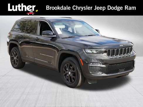 Used 2023 Jeep Grand Cherokee Limited AWD/4WD image 1