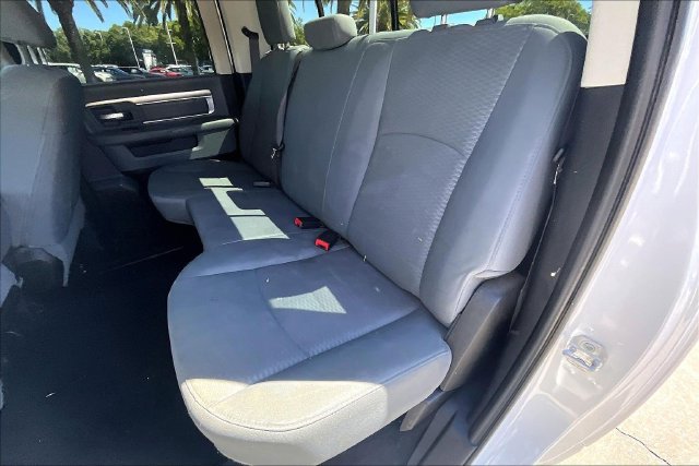 Used 2019 RAM 1500 Classic SLT AWD/4WD image 21