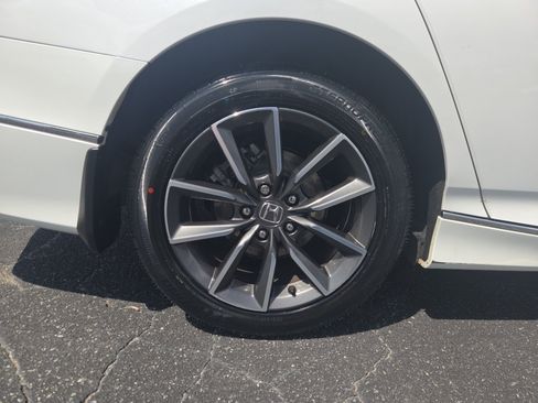 Used 2021 Honda Accord EX-L image 27