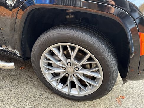 Used 2023 Jeep Grand Cherokee Summit w/ Adv Protech Group IV image 13