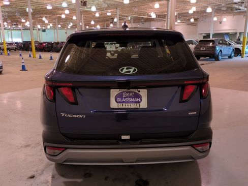 Certified 2026 Hyundai Tucson SE image 4