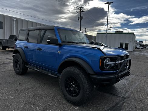 Used 2024 Ford Bronco Wildtrak image 8