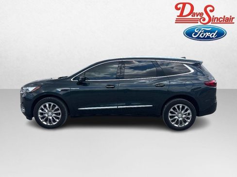 Used 2021 Buick Enclave Essence w/ Sound and Sites Package FWD image 10