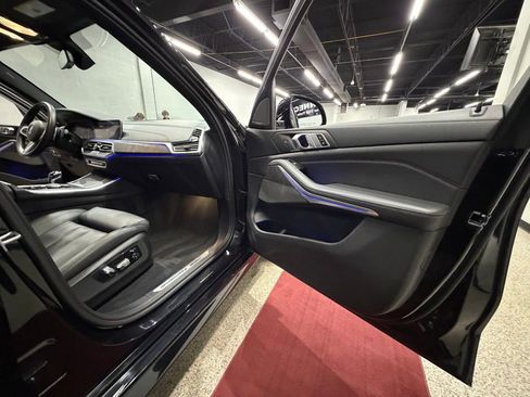 Used 2020 BMW X5 xDrive40i w/ M Sport Package image 34