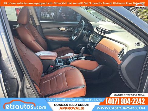 Used 2019 Nissan Rogue SL w/ Premium Package FWD image 12