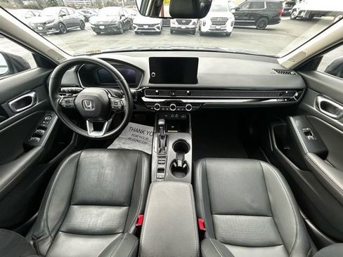 Used 2023 Honda Civic Touring image 12