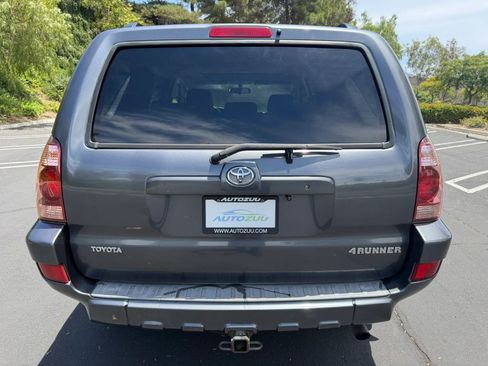 Used 2005 Toyota 4Runner Sport AWD/4WD image 4