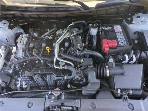 Used 2024 Nissan Altima 2.5 SV FWD image 22