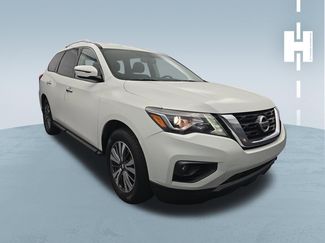 Used 2019 Nissan Pathfinder SV FWD video 1
