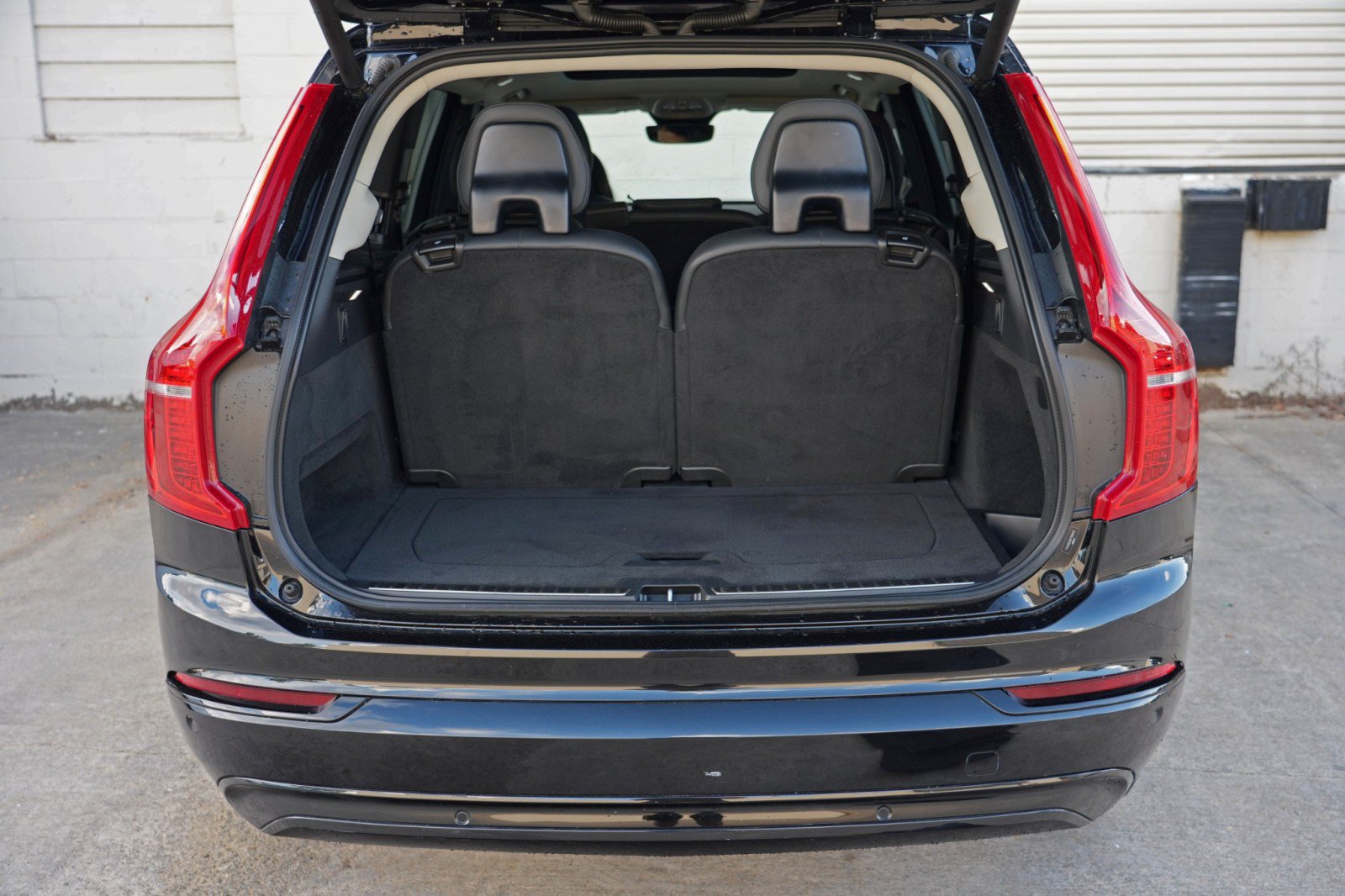 Used 2023 Volvo XC90 T8 Plus AWD/4WD image 10