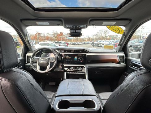 Certified 2024 GMC Sierra 2500 Denali w/ Denali Reserve Package image 24