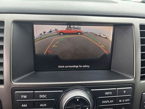 Used 2015 Nissan Armada SV AWD/4WD image 17