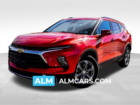 Used 2023 Chevrolet Blazer LT FWD image 1