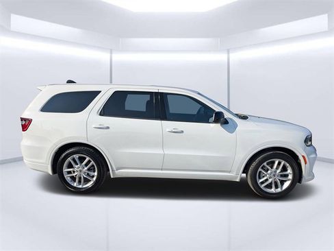 Used 2023 Dodge Durango GT image 2