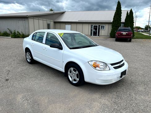 Used 2007 Chevrolet Cobalt LS w/ Enhanced Safety Package image 7