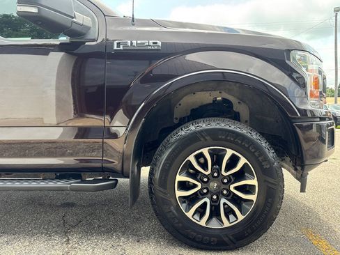 Used 2018 Ford F150 XLT w/ Equipment Group 302A Luxury AWD/4WD image 5