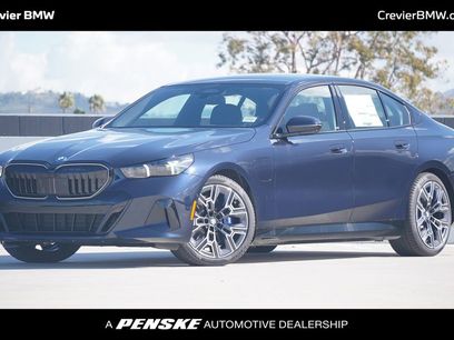 New 2026 BMW 550e xDrive w/ Premium Package