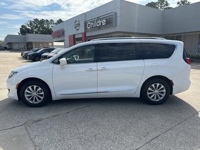 Used 2018 Chrysler Pacifica Touring-L