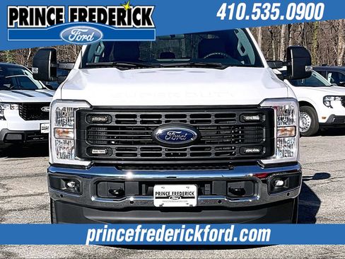 Used 2023 Ford F250 XL image 2