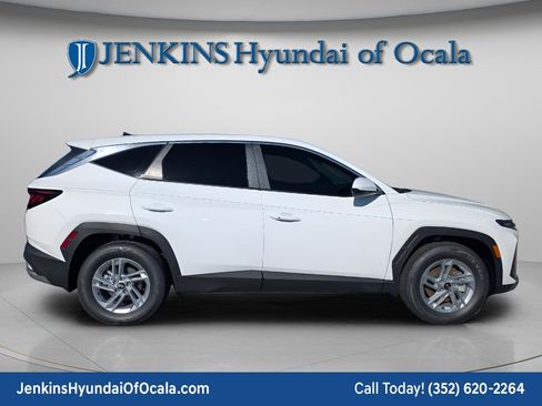 New 2026 Hyundai Tucson SE image 2