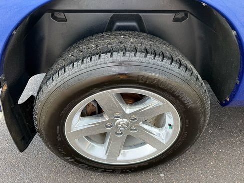 Used 2018 RAM 1500 Express w/ Express Value Package AWD/4WD image 10