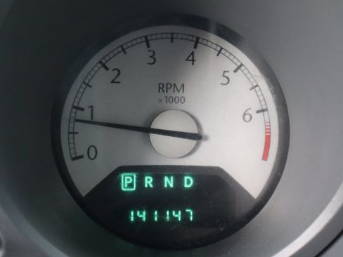 Used 2008 Chrysler Sebring LX FWD image 42