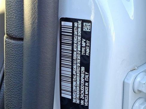 Certified 2022 Jeep Renegade Limited AWD/4WD image 32