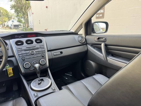 Used 2011 MAZDA CX-7 s Touring w/ Technology Pkg image 32