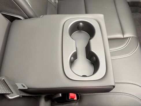 Used 2025 Buick Envision Preferred image 19