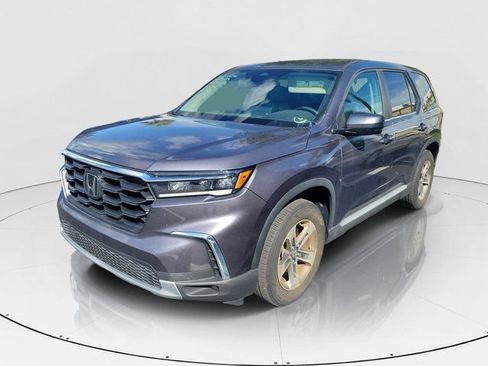 Used 2025 Honda Pilot EX-L image 5