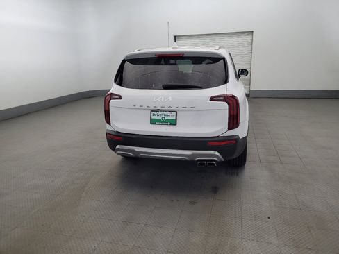 Used 2022 Kia Telluride S FWD image 7