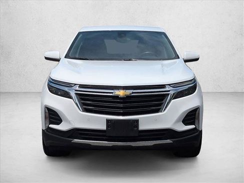 Used 2024 Chevrolet Equinox LT AWD/4WD image 2
