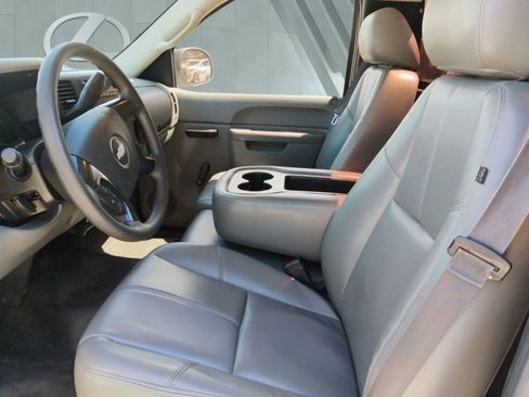 Used 2013 Chevrolet Silverado 1500 W/T RWD image 7
