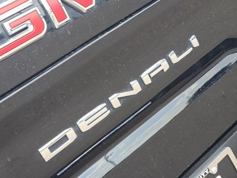 Used 2025 GMC Sierra 1500 Denali AWD/4WD image 32