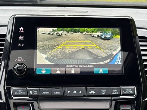 Used 2024 Honda Odyssey Touring image 18