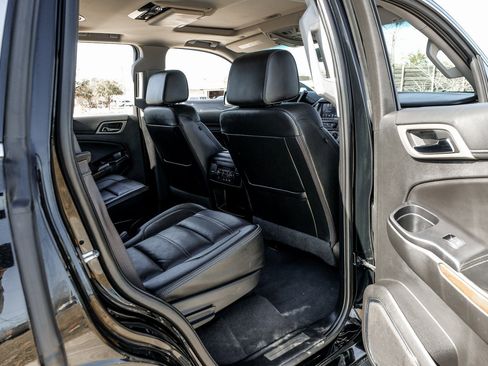 Used 2020 GMC Yukon Denali w/ Denali Ultimate Package image 40