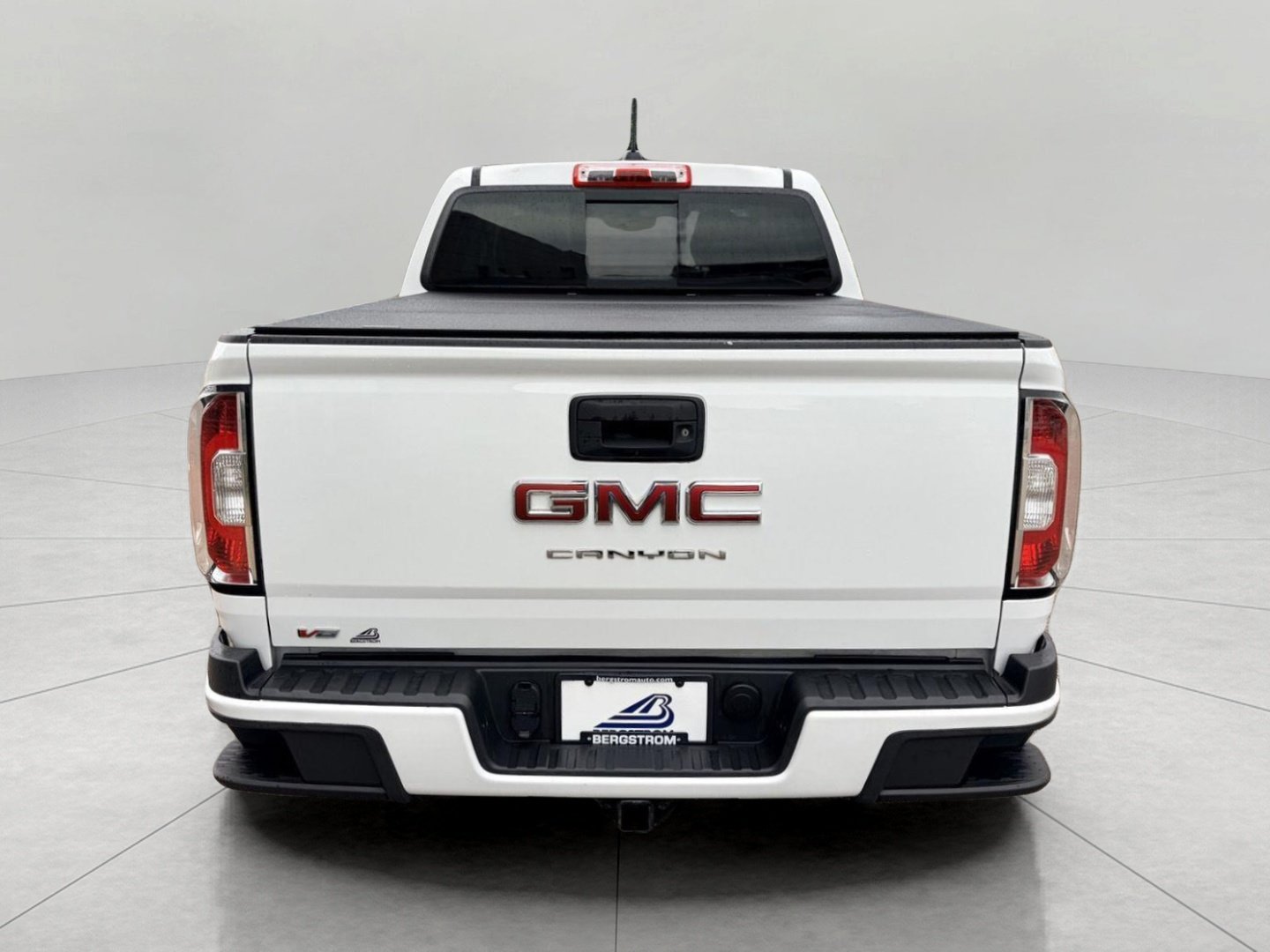 Used 2022 GMC Canyon Elevation w/ Elevation Premium Package AWD/4WD image 31