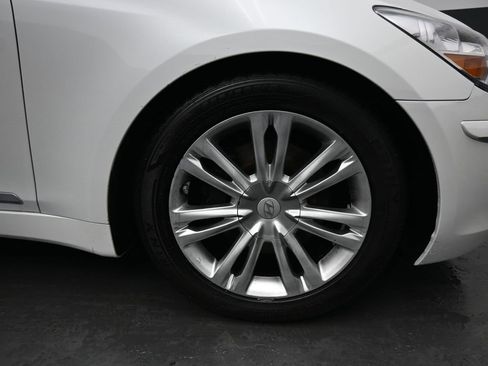 Used 2011 Hyundai Genesis 4.6 image 51