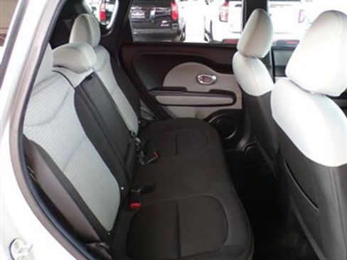 Used 2015 Kia Soul + image 24
