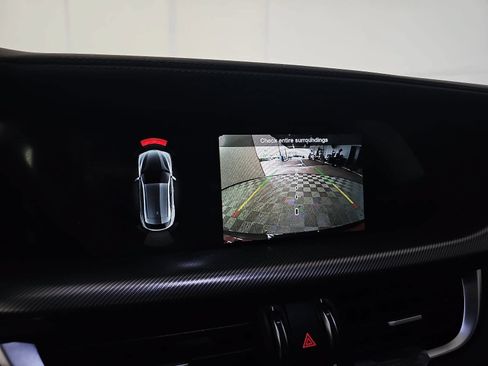 Used 2024 Alfa Romeo Stelvio Veloce AWD/4WD image 23