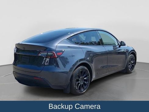 Used 2024 Tesla Model Y Long Range AWD/4WD image 7