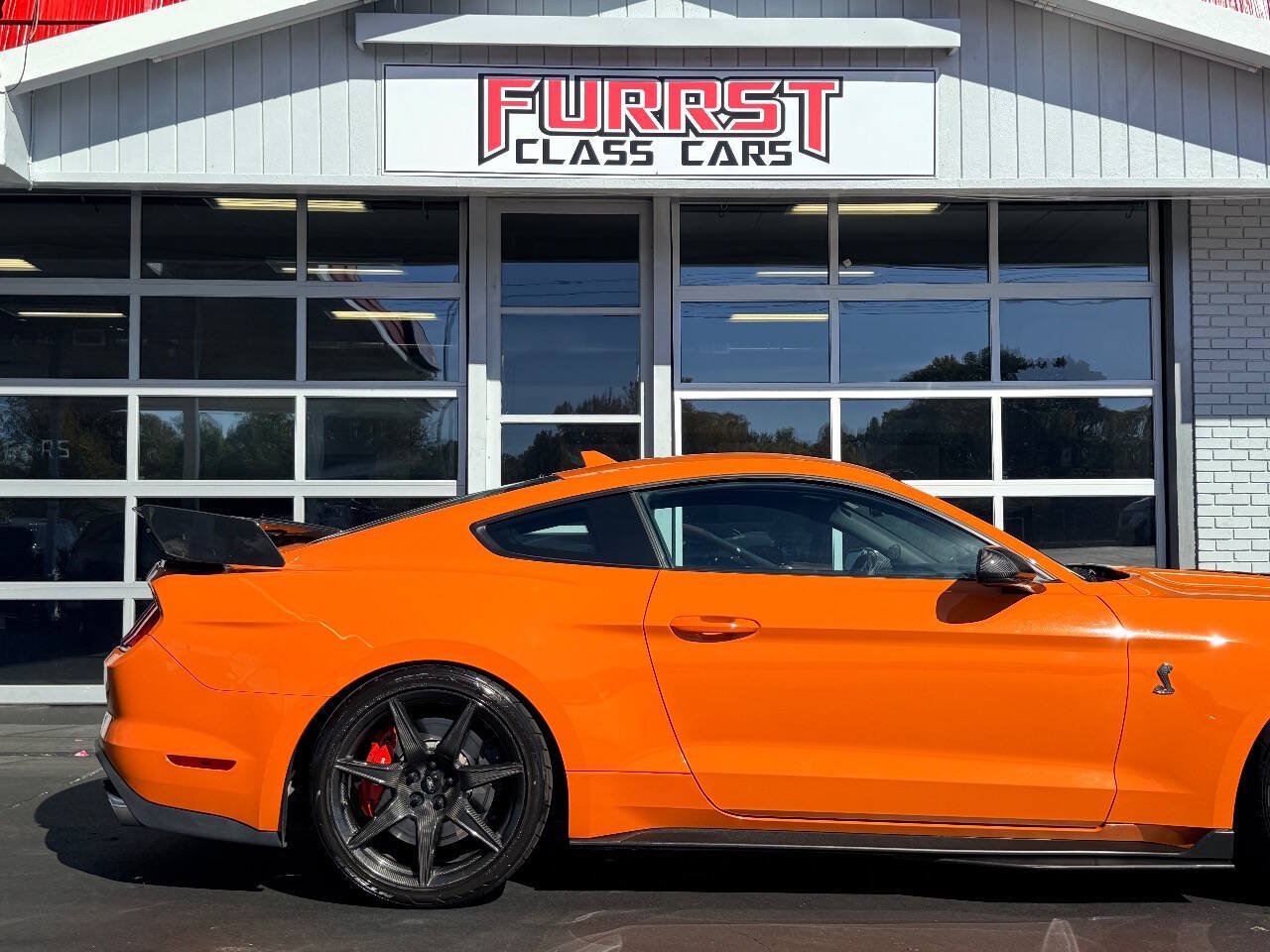 Used 2020 Ford Mustang Shelby GT500 w/ Carbon Fiber Track Pack RWD image 10