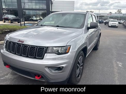 Used 2020 Jeep Grand Cherokee Trailhawk AWD/4WD image 2