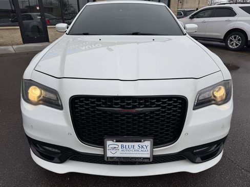 Used 2022 Chrysler 300 S w/ Safetytec Plus Group image 2