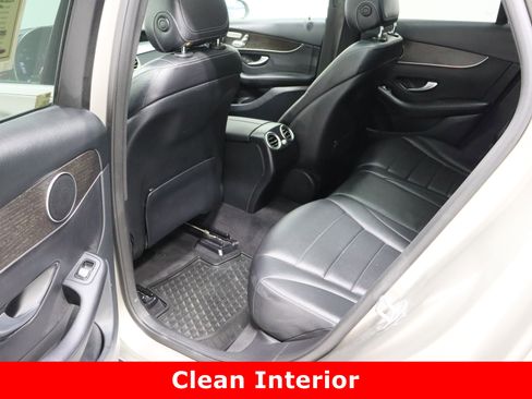 Used 2020 Mercedes-Benz GLC 300 4MATIC image 29