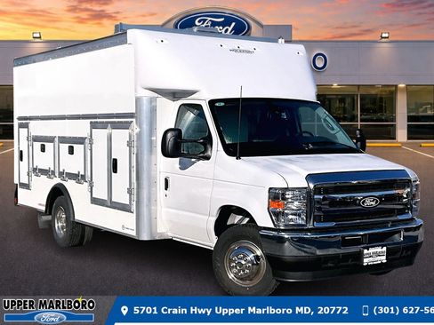 New 2026 Ford E-450 and Econoline 450 Super Duty w/ Power Equipment Group RWD image 1